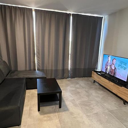 凯撒利亚Eliya'S Place公寓 外观 照片